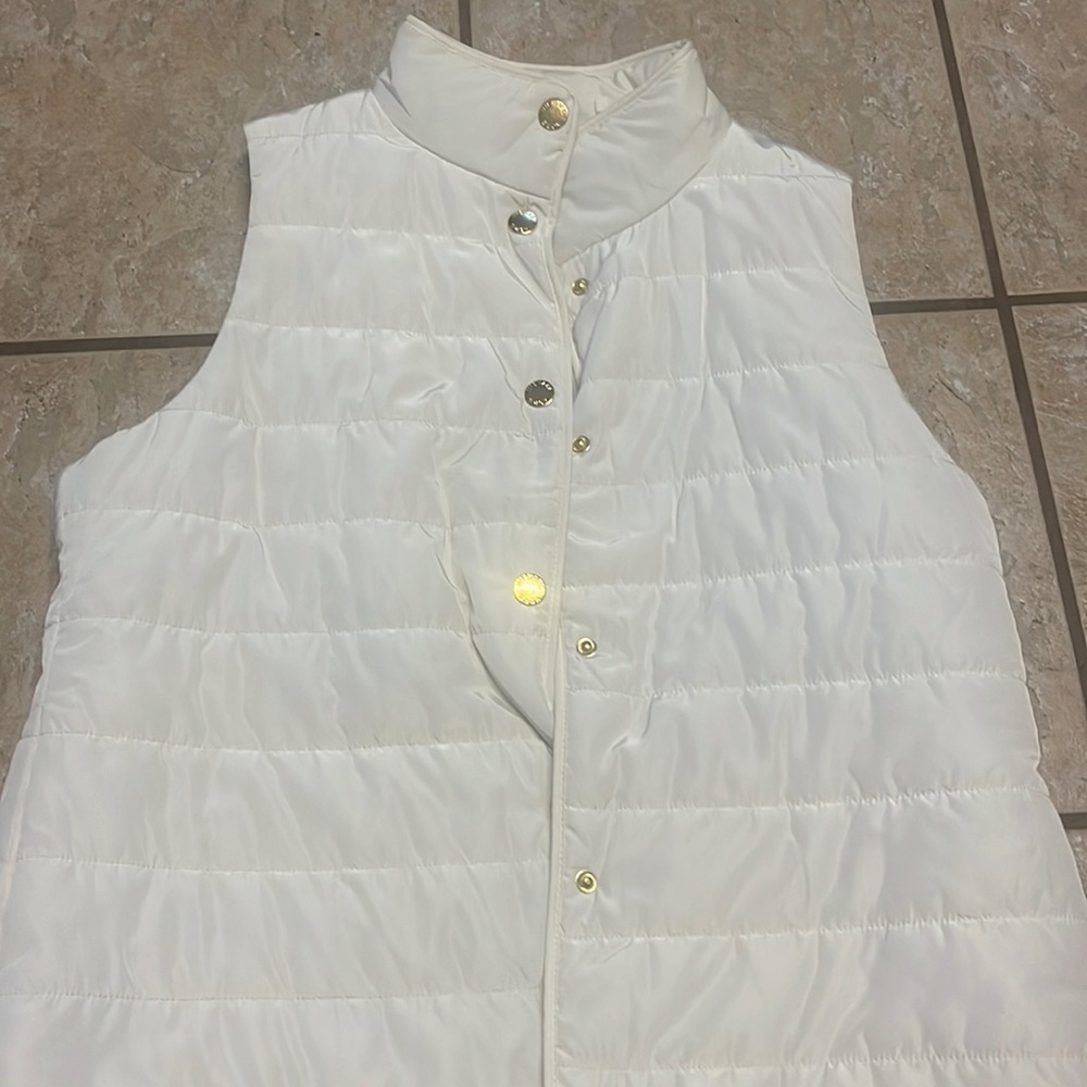 Micheal kors vest size large